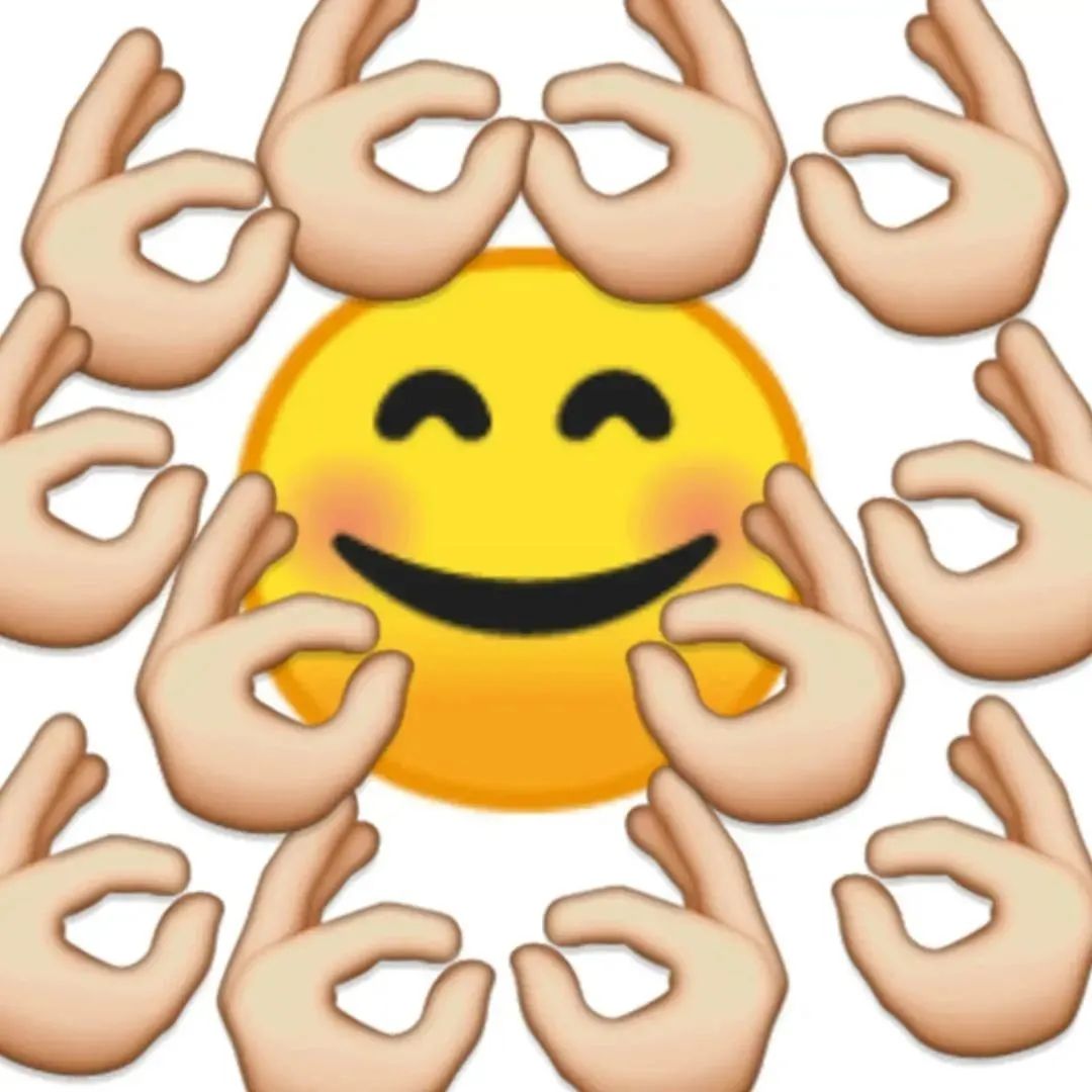 可爱笑脸被一圈比着“OK”手势的手环绕,传递出欢乐氛围 表情包|表情包情侣互撩一整套表情包图片gif动图 - 求表情网,斗图从此不求人!